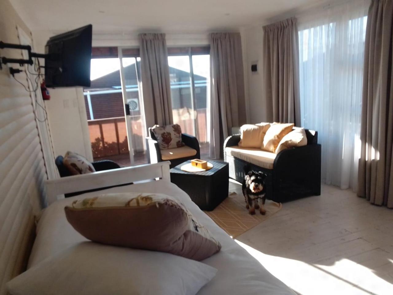 Coco De Mer - Self Catering Log 2 Lambertʼs Bay Екстериор снимка